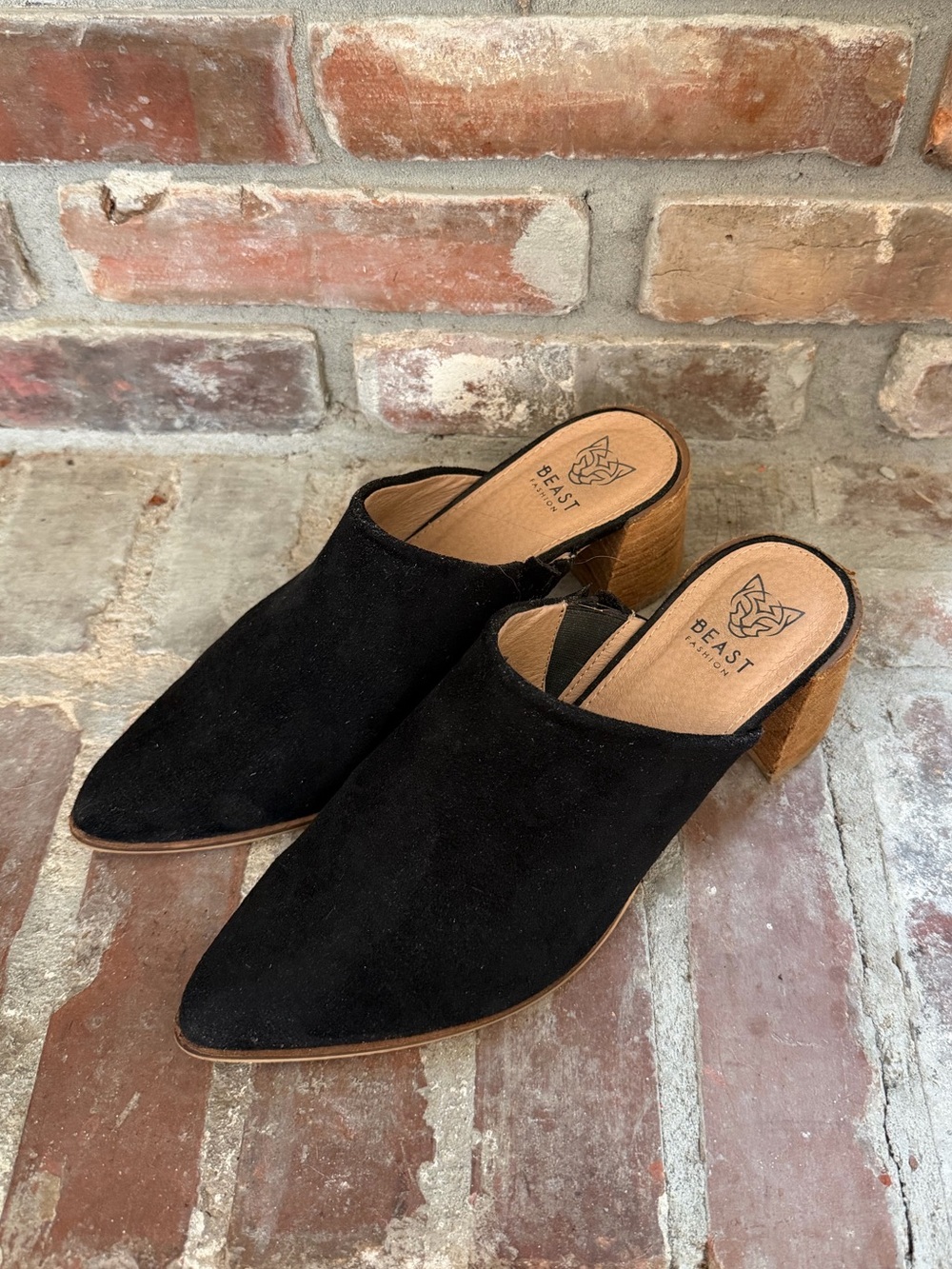 BEAST FASHION Black Suede Pointed Mule Heels with Wood Block Heel